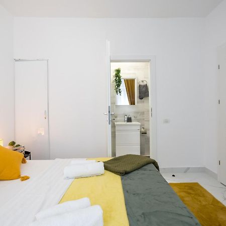 Light-Monza-Unirii Apartment Букурещ Екстериор снимка
