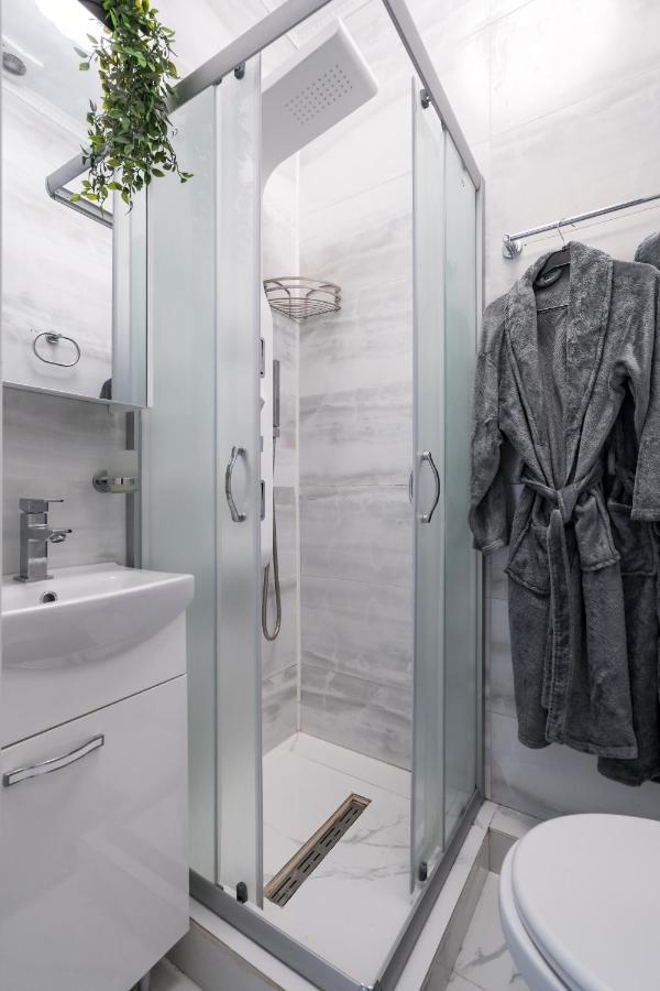 Light-Monza-Unirii Apartment Букурещ Екстериор снимка