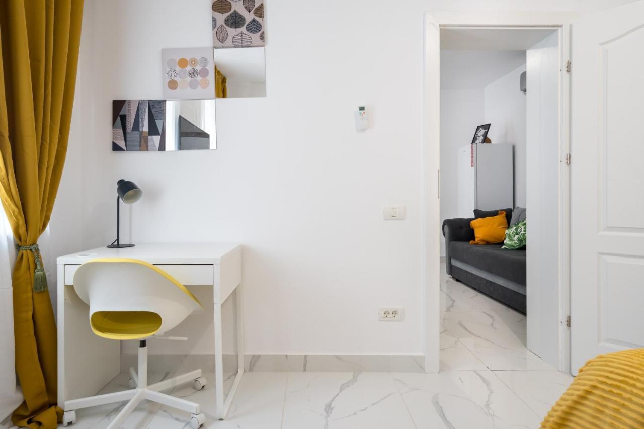 Light-Monza-Unirii Apartment Букурещ Екстериор снимка