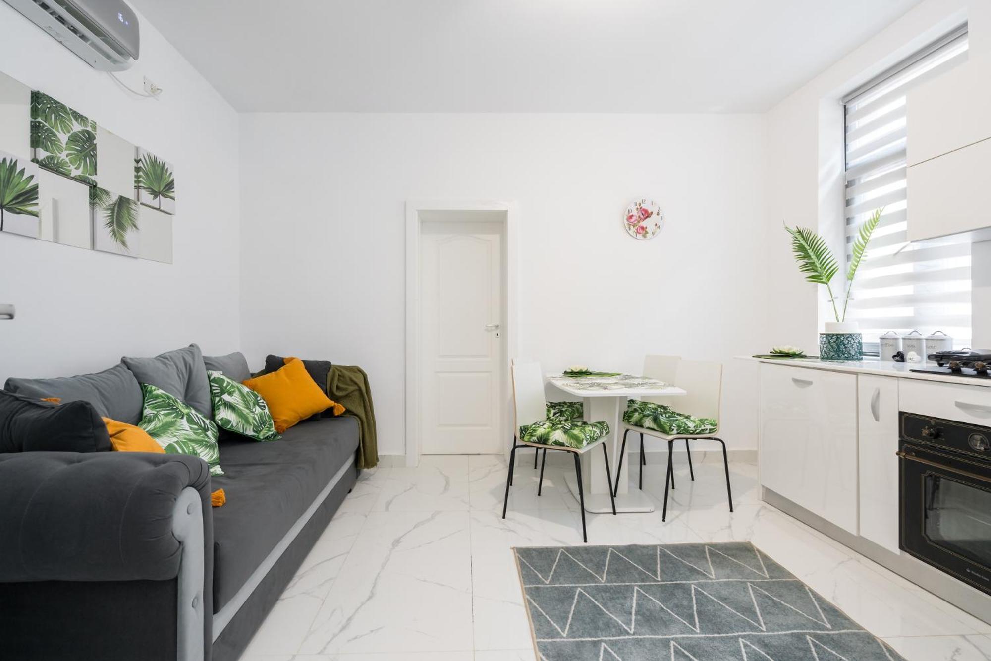 Light-Monza-Unirii Apartment Букурещ Екстериор снимка